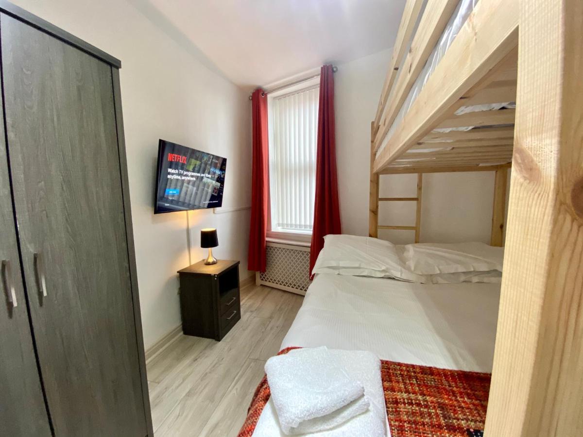 Simpson Beach View Apartments By Blackpool Service Apartments Экстерьер фото
